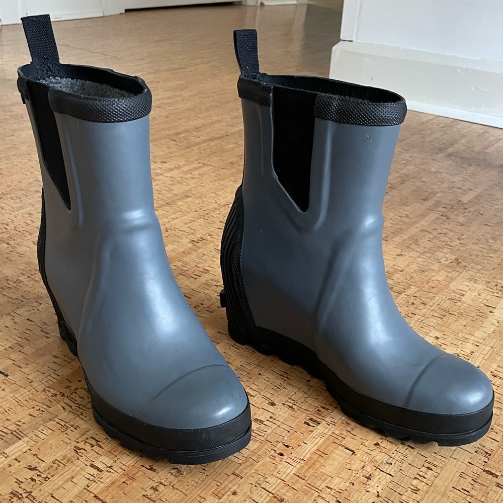 Sorel Wedge Rainboots